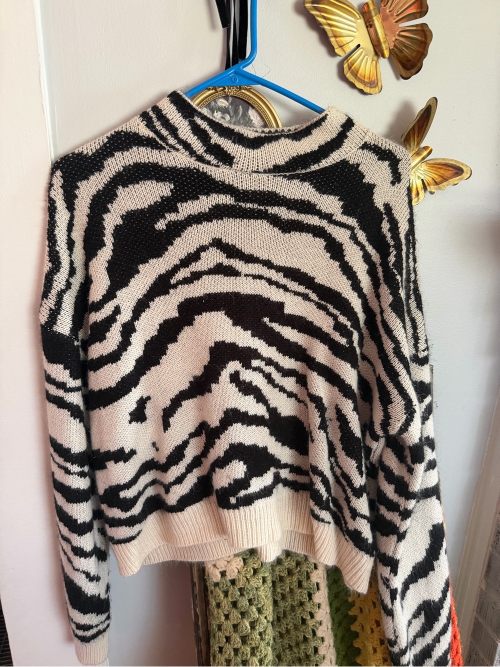 SHEIN Black and Cream Zebra-Print Crewneck Sweater